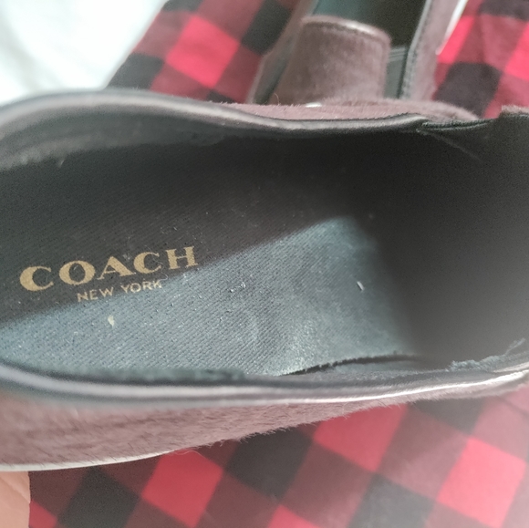 Shoes - Picture 2 of 5